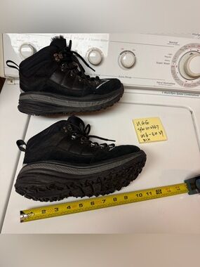 UGG Black Insulated Lace-Up Winter Boots